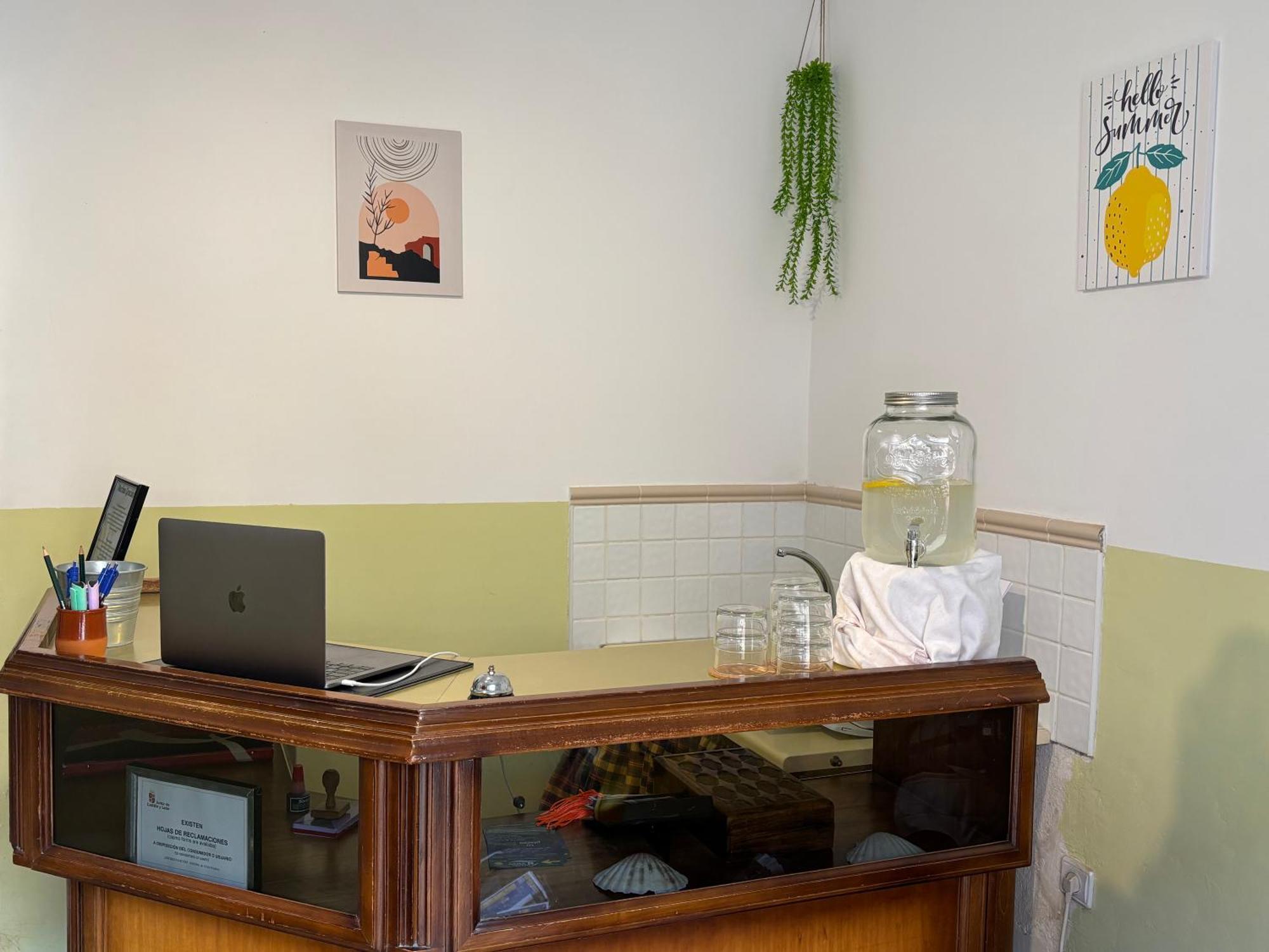 La Casa Verde Albergue San Martín del Camino Zewnętrze zdjęcie